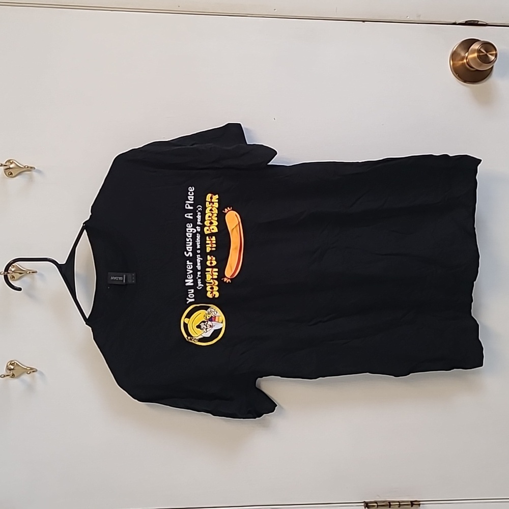 Medium Boys Gildan Black T Shirt